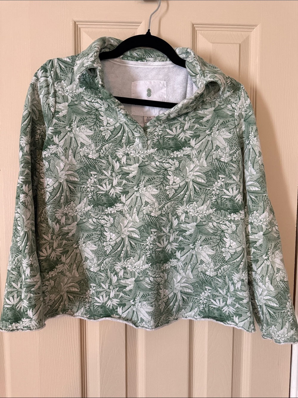 Tommy Bahama Green and White Tropical Print Pullover